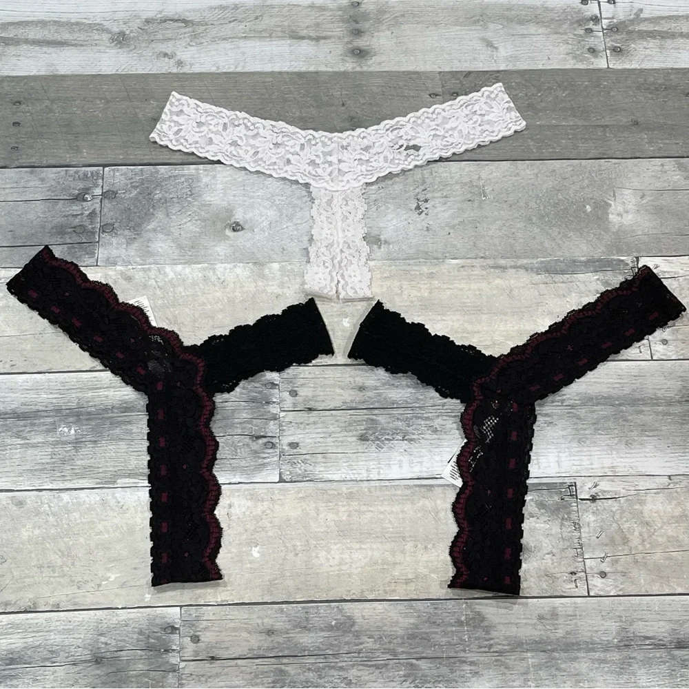 HANKY PANKY After Midnight Signature Lace Crotchless Thong 3-Pack Assorted color